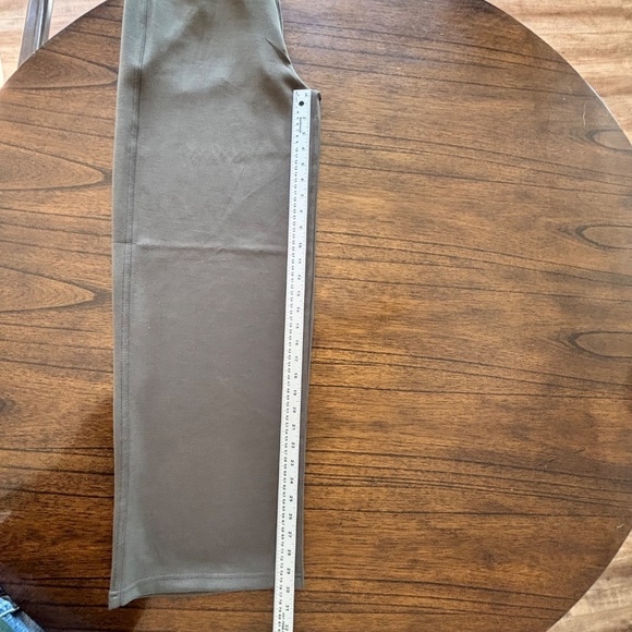 Retrod NWOT green mid-rise super soft casual trousers size M - Picture 14 of 15